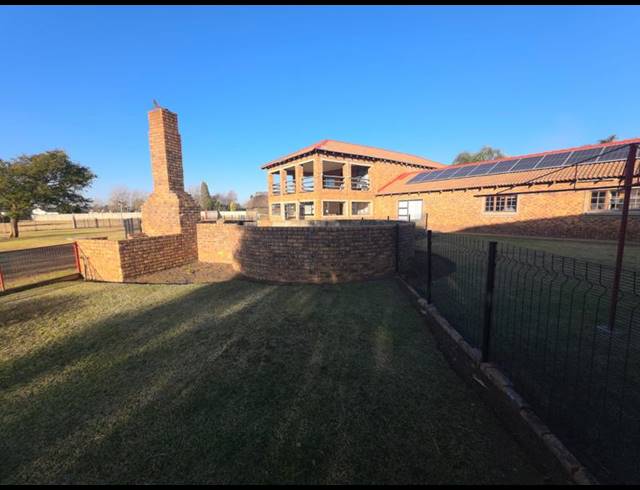 LAND FOR SALE IN BREDELL